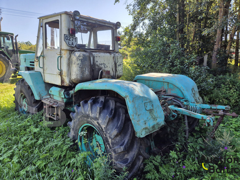 Onbekend T150K - Traktor: slika 3 Onbekend T150K - Traktor: slika 3