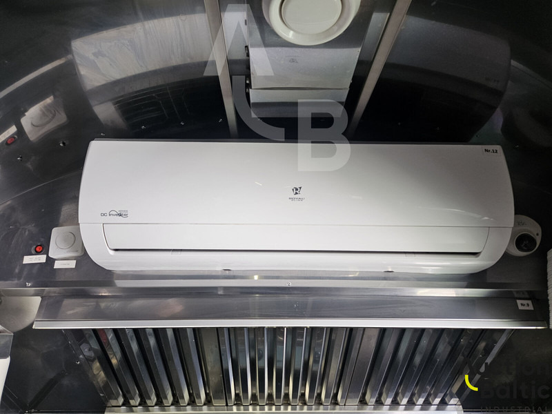 Food trailer - Prikolica: slika 5 Food trailer - Prikolica: slika 5