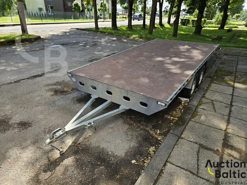 Rydwan EURO C750 - Polprikolica s ponjavo: slika 1 Rydwan EURO C750 - Polprikolica s ponjavo: slika 1