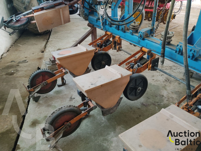 Schmotzer UD2000 - Natančna sejalnica: slika 5 Schmotzer UD2000 - Natančna sejalnica: slika 5