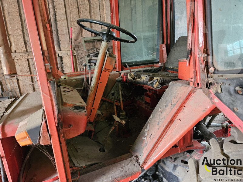 T-25A - Traktor: slika 5 T-25A - Traktor: slika 5