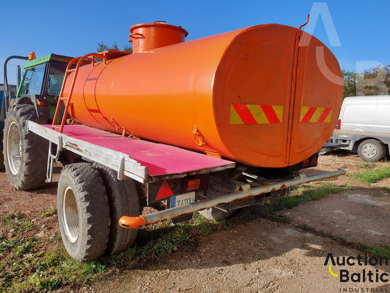 Trailer for transporting and watering water - Prikolica cisterna: slika 4 Trailer for transporting and watering water - Prikolica cisterna: slika 4