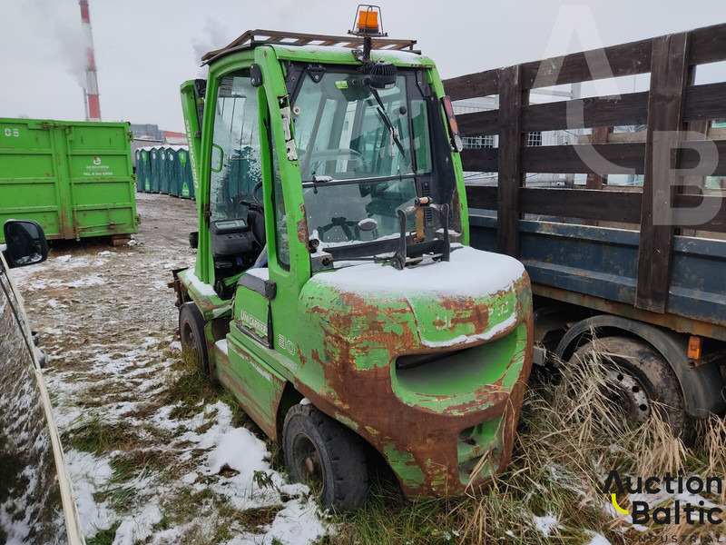 UniCarriers 30 - Diesel viličar: slika 2 UniCarriers 30 - Diesel viličar: slika 2