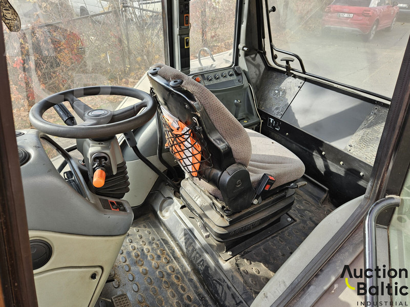 Valtra A 93H - Traktor: slika 5 Valtra A 93H - Traktor: slika 5