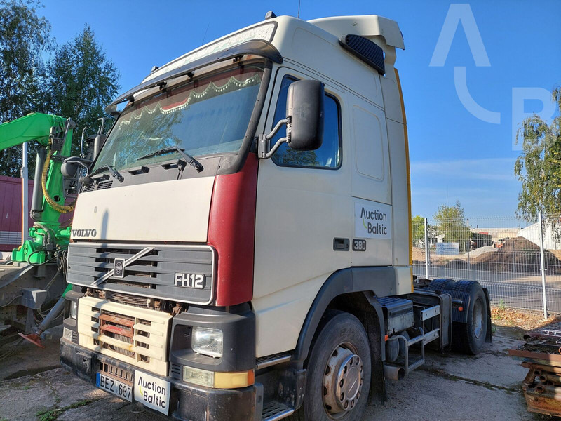 Volvo FH12 - Vlačilec: slika 1 Volvo FH12 - Vlačilec: slika 1