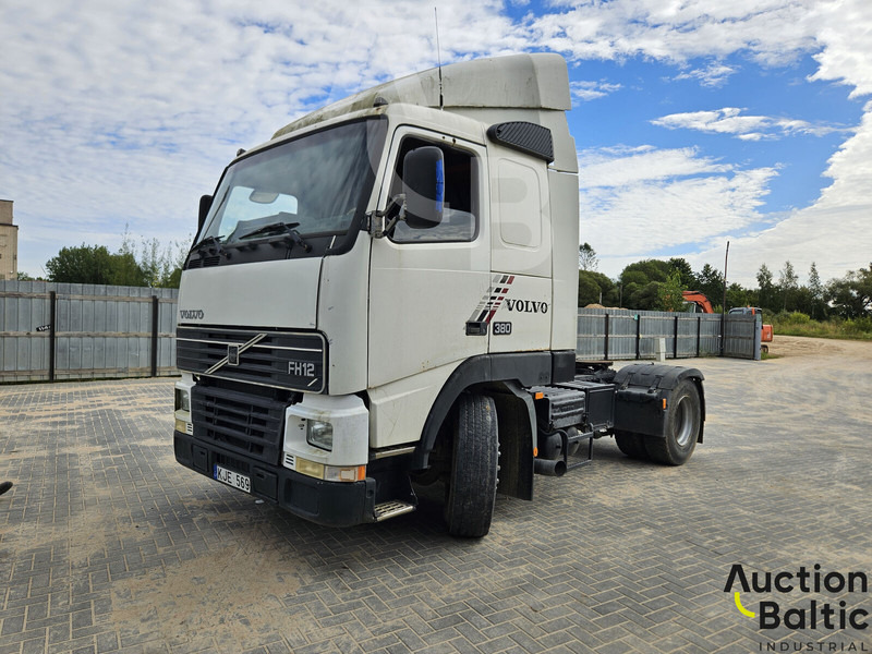 Volvo FH12 - Vlačilec: slika 1 Volvo FH12 - Vlačilec: slika 1