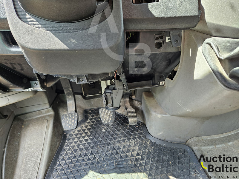 Volkswagen Crafter 35 Skap MR lizing Volkswagen Crafter 35 Skap MR: slika 10