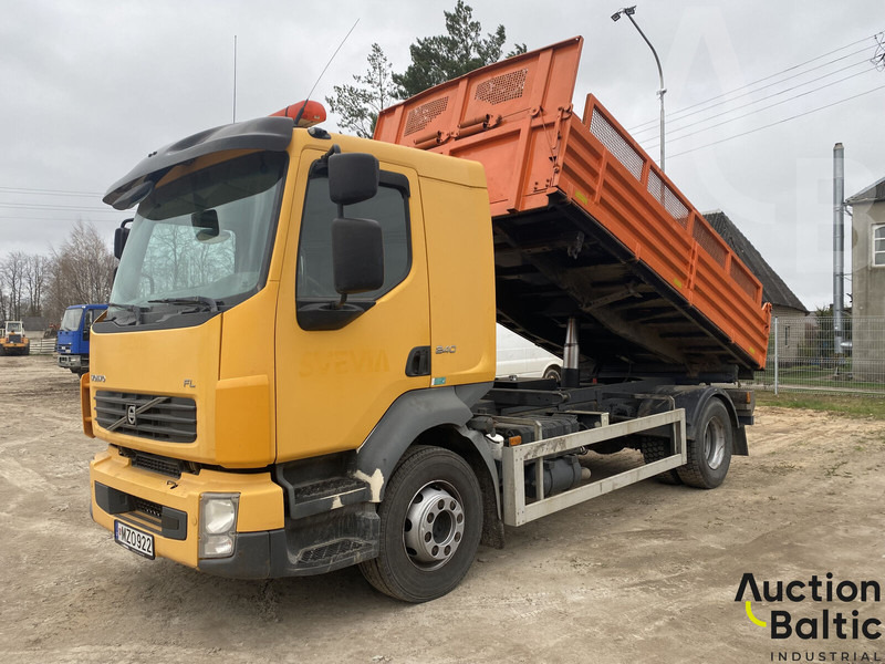 Volvo FL 240 4x2 - Tovornjak prekucnik: slika 2 Volvo FL 240 4x2 - Tovornjak prekucnik: slika 2