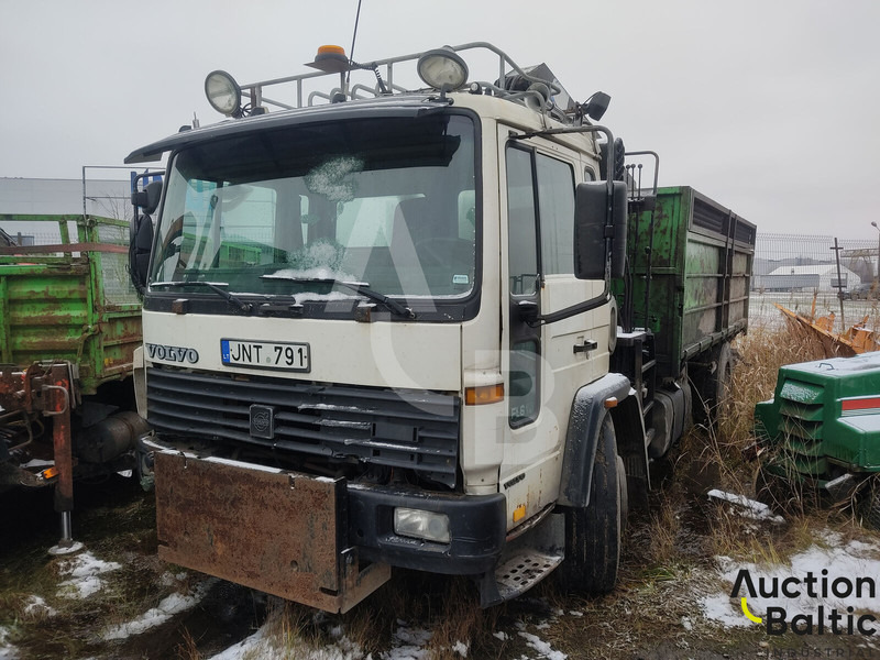 Volvo FL618 - Tovornjak prekucnik, Tovornjak z dvigalom: slika 1 Volvo FL618 - Tovornjak prekucnik, Tovornjak z dvigalom: slika 1