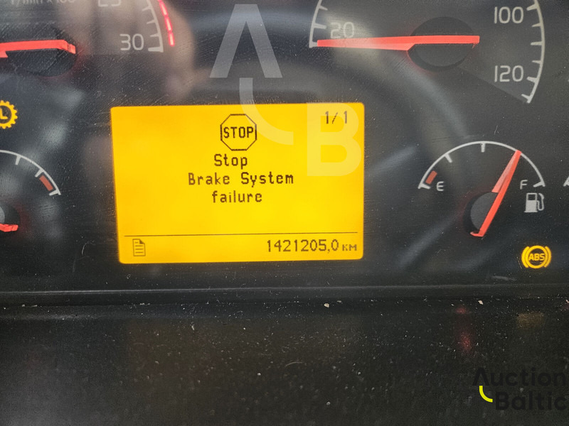 Tovornjak avtotransporter Volvo FM440: slika 8