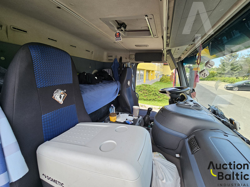 Volvo FM440 - Tovornjak avtotransporter: slika 5 Volvo FM440 - Tovornjak avtotransporter: slika 5