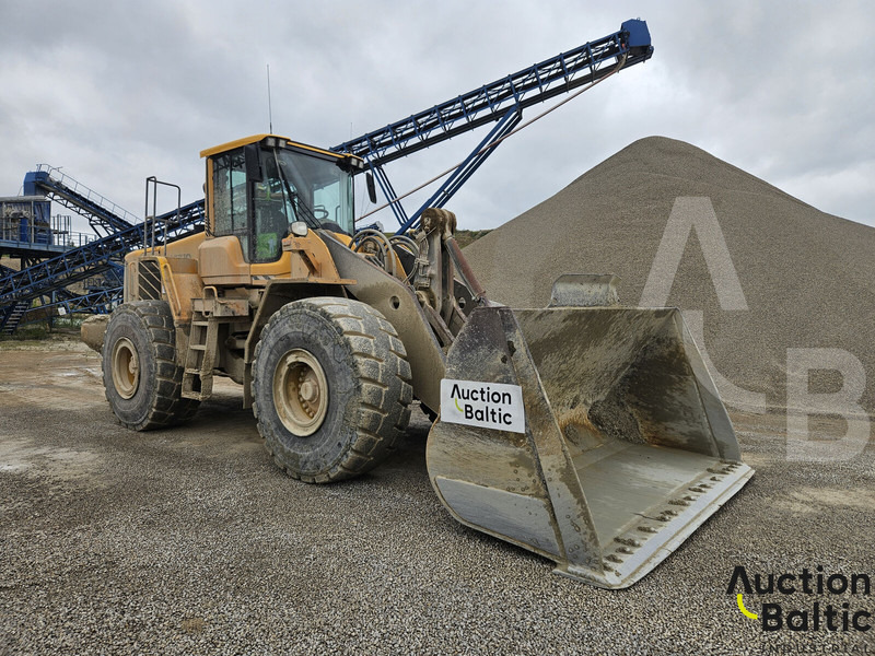 Volvo L 180 F - Kolesni nakladalec: slika 1 Volvo L 180 F - Kolesni nakladalec: slika 1