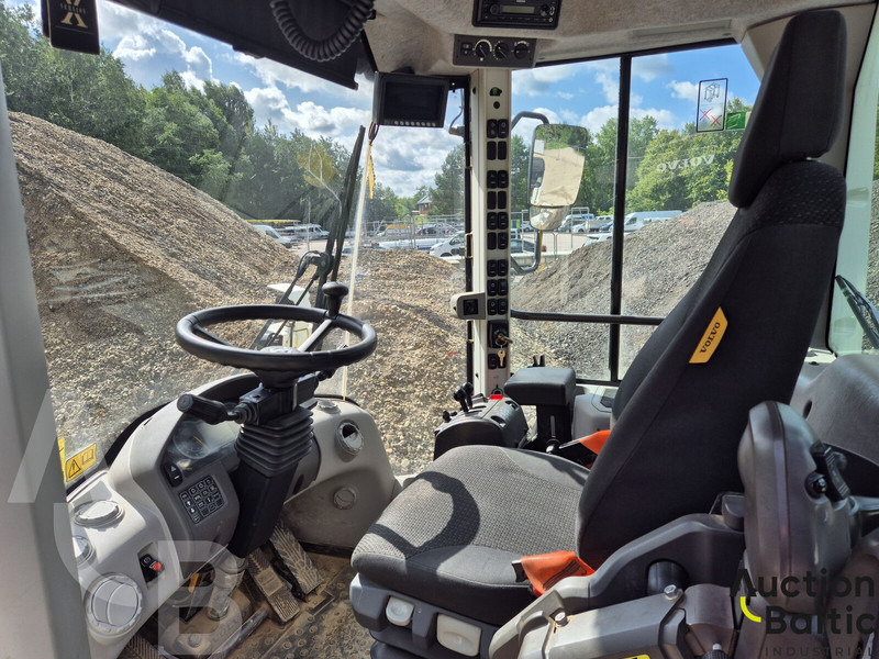 Volvo L 90 - Kolesni nakladalec: slika 5 Volvo L 90 - Kolesni nakladalec: slika 5