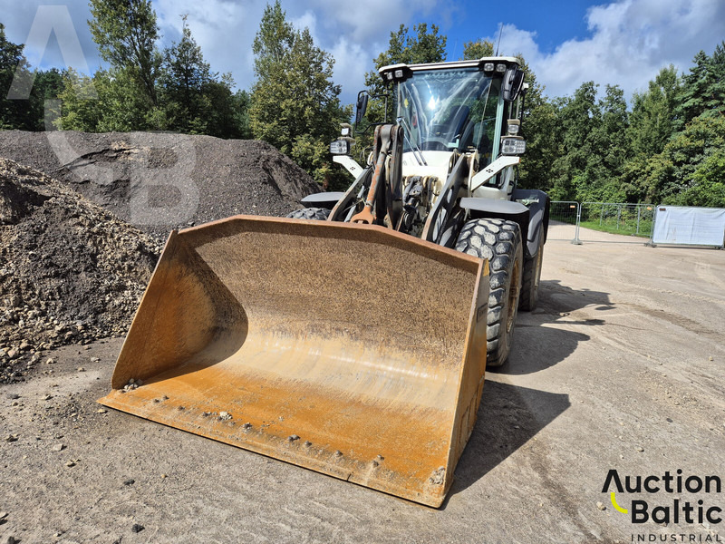 Volvo L 90 - Kolesni nakladalec: slika 1 Volvo L 90 - Kolesni nakladalec: slika 1