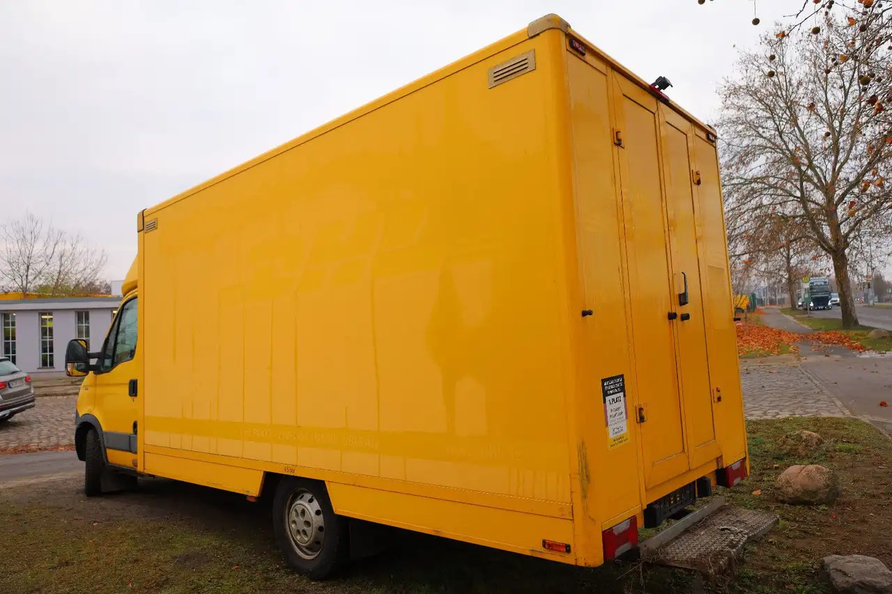 Iveco Daily/ Regalsystem/Luftfeder/1. Hand - Dostavno vozilo z zabojnikom: slika 3 Iveco Daily/ Regalsystem/Luftfeder/1. Hand - Dostavno vozilo z zabojnikom: slika 3