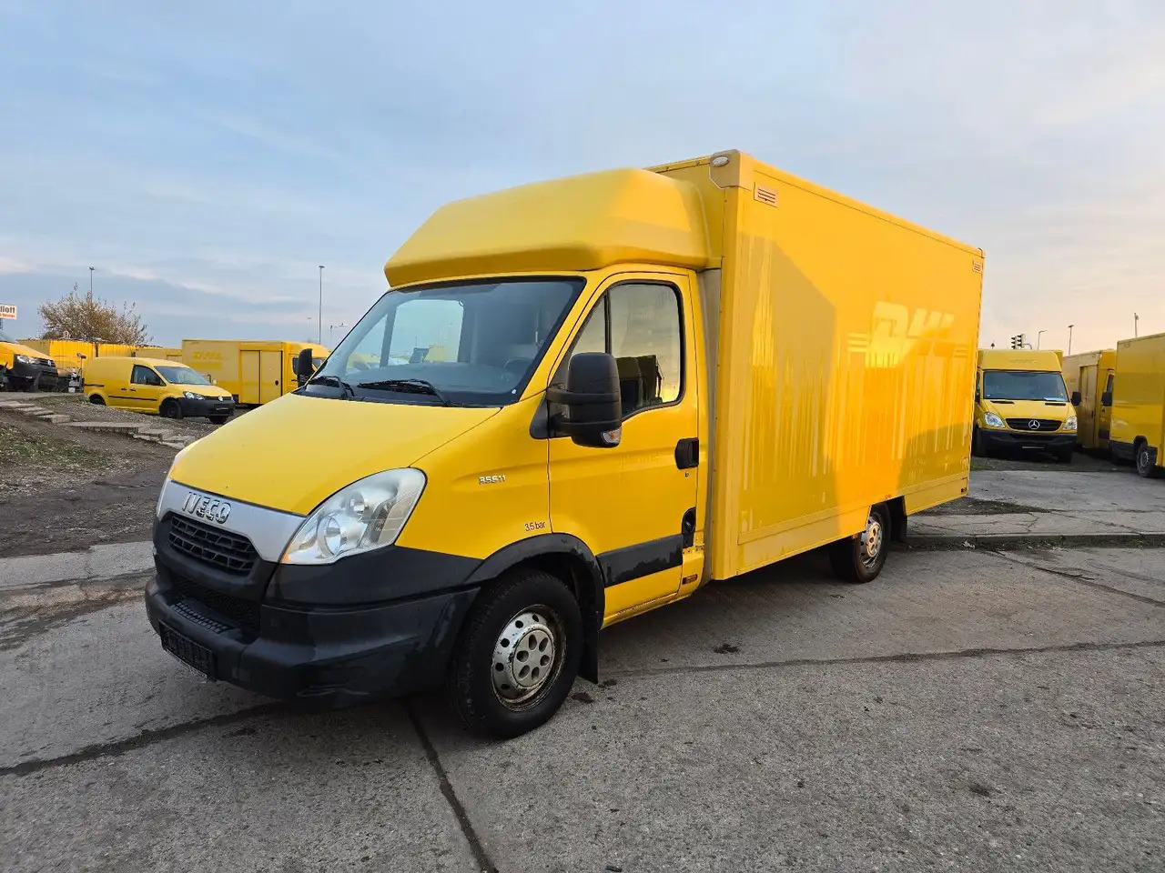 Iveco Daily/ Regalsystem/Luftfeder/1. Hand - Dostavno vozilo z zabojnikom: slika 1 Iveco Daily/ Regalsystem/Luftfeder/1. Hand - Dostavno vozilo z zabojnikom: slika 1