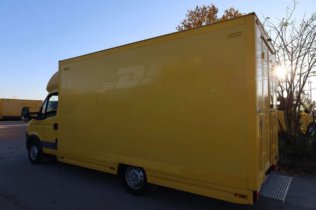 Iveco Daily/ Regalsystem/Luftfeder/1. Hand - Dostavno vozilo z zabojnikom: slika 3 Iveco Daily/ Regalsystem/Luftfeder/1. Hand - Dostavno vozilo z zabojnikom: slika 3