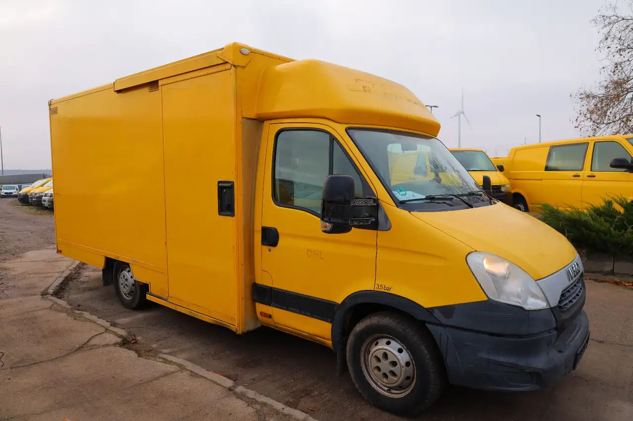 Iveco Daily/ Regalsystem/Luftfeder/1. Hand - Dostavno vozilo z zabojnikom: slika 2 Iveco Daily/ Regalsystem/Luftfeder/1. Hand - Dostavno vozilo z zabojnikom: slika 2