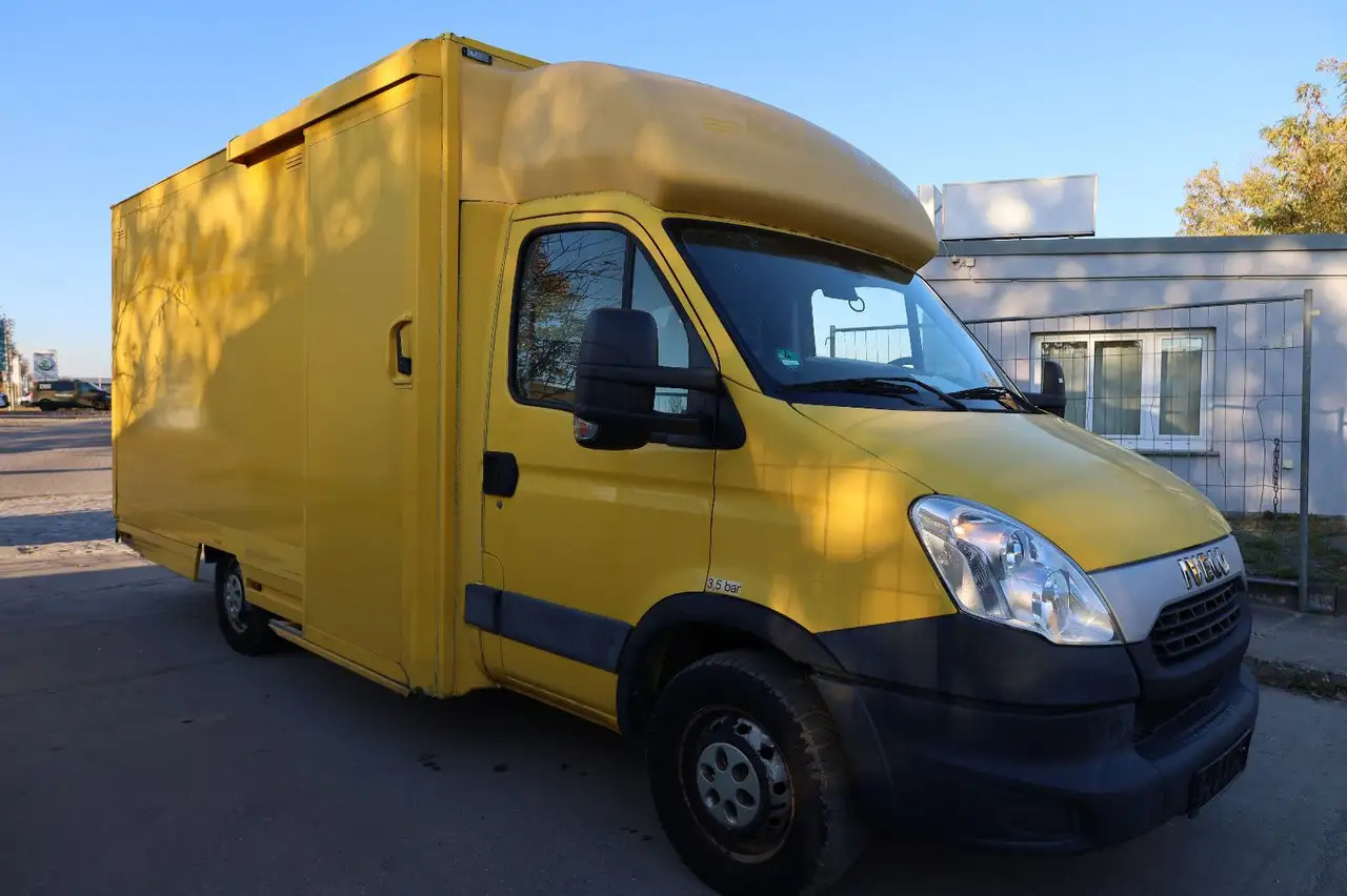 Iveco Daily/ Regalsystem/Luftfeder/1. Hand - Dostavno vozilo z zabojnikom: slika 2 Iveco Daily/ Regalsystem/Luftfeder/1. Hand - Dostavno vozilo z zabojnikom: slika 2