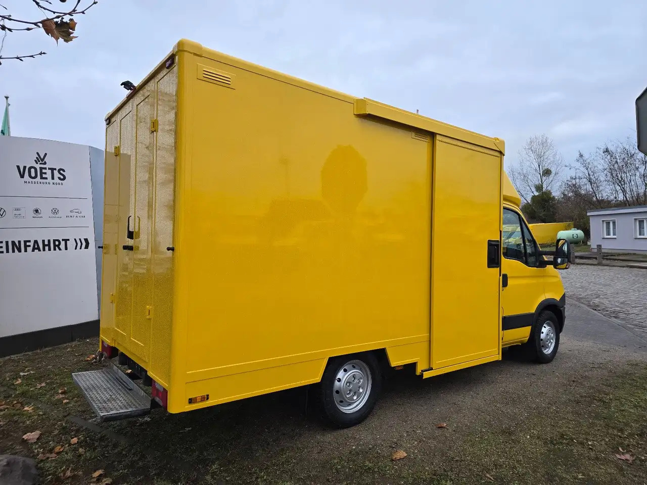 Iveco Daily/ Regalsystem/Luftfeder/KURZ/1. Hand - Dostavno vozilo z zabojnikom: slika 4 Iveco Daily/ Regalsystem/Luftfeder/KURZ/1. Hand - Dostavno vozilo z zabojnikom: slika 4