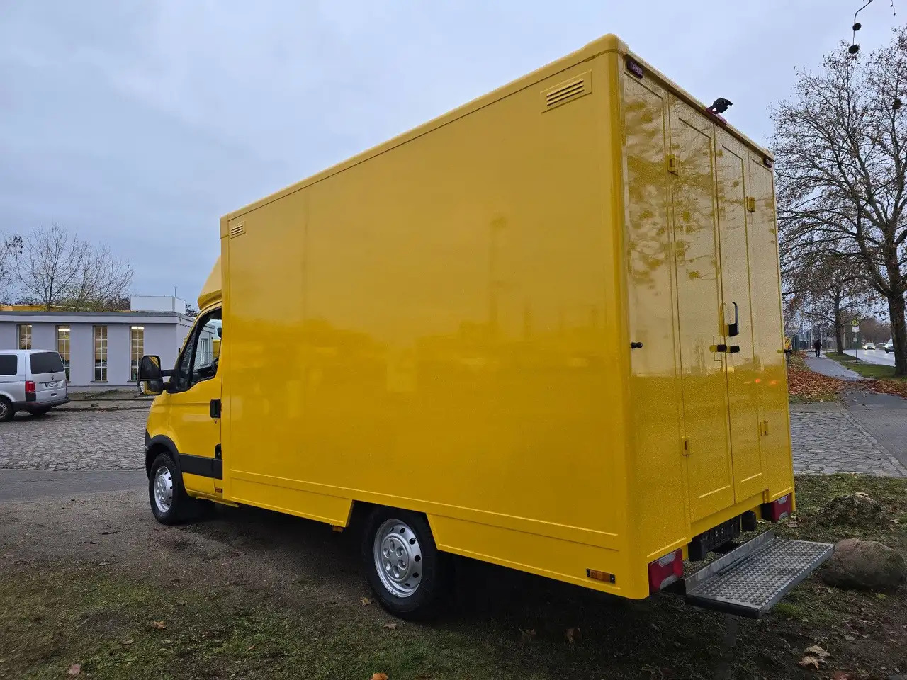 Iveco Daily/ Regalsystem/Luftfeder/KURZ/1. Hand - Dostavno vozilo z zabojnikom: slika 5 Iveco Daily/ Regalsystem/Luftfeder/KURZ/1. Hand - Dostavno vozilo z zabojnikom: slika 5