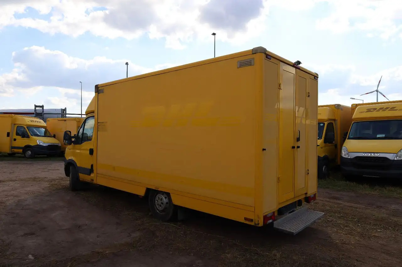 Iveco IS35SI2AA Daily/ Regalsystem/Luftfeder/1. Hand - Dostavno vozilo z zabojnikom: slika 5 Iveco IS35SI2AA Daily/ Regalsystem/Luftfeder/1. Hand - Dostavno vozilo z zabojnikom: slika 5