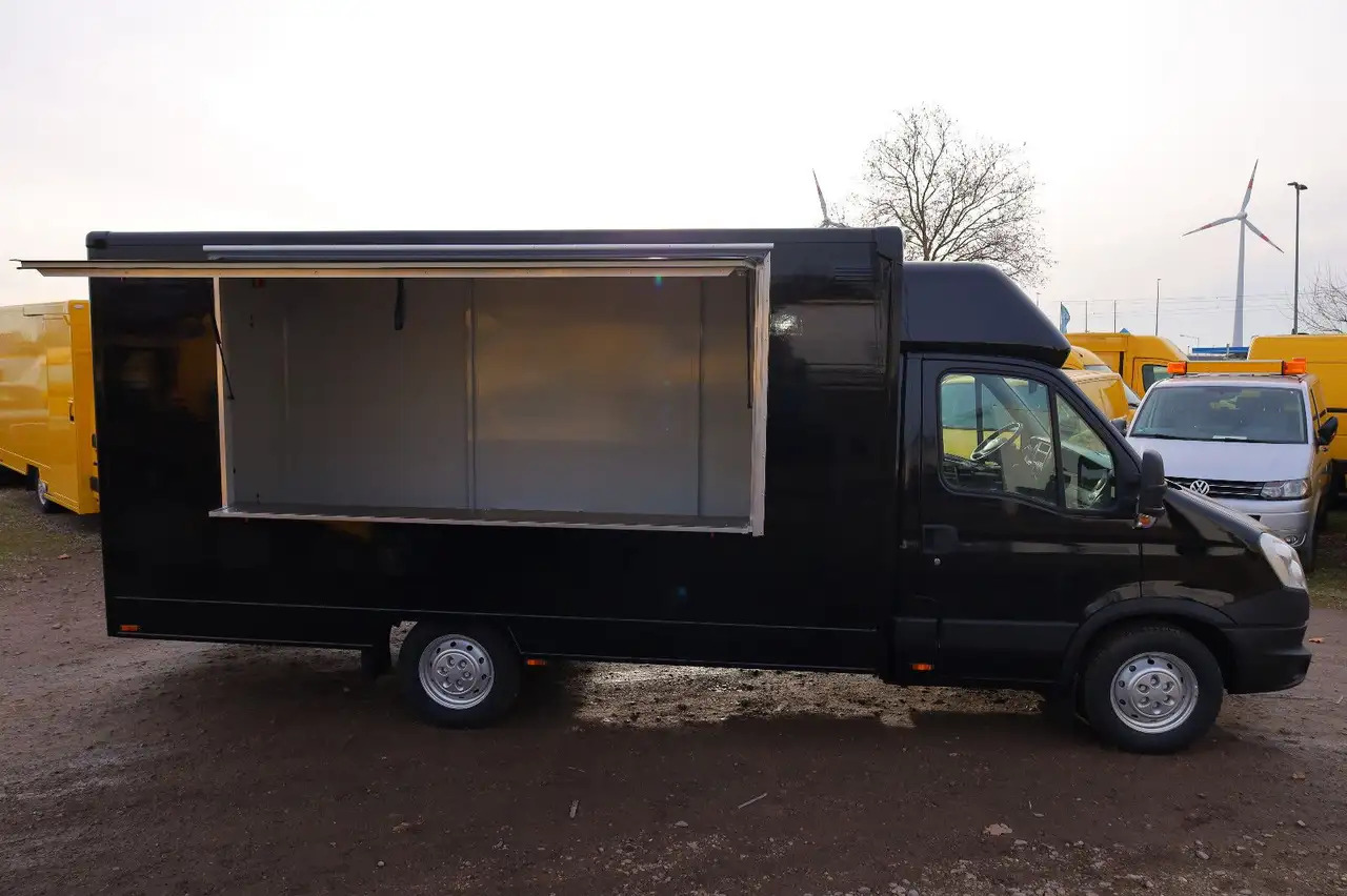 Iveco IS35SI2AA/ FOODTRUCK/Daily/EU5/1. Hand - Tovornjak s hrano: slika 3 Iveco IS35SI2AA/ FOODTRUCK/Daily/EU5/1. Hand - Tovornjak s hrano: slika 3