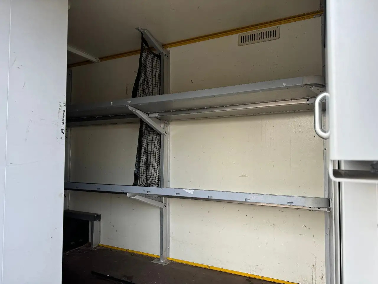 Dostavno vozilo z zabojnikom Mercedes-Benz Sprinter/Koffer/Regalsystem/ EU5/ 1. Hand: slika 6 Dostavno vozilo z zabojnikom Mercedes-Benz Sprinter/Koffer/Regalsystem/ EU5/ 1. Hand: slika 6