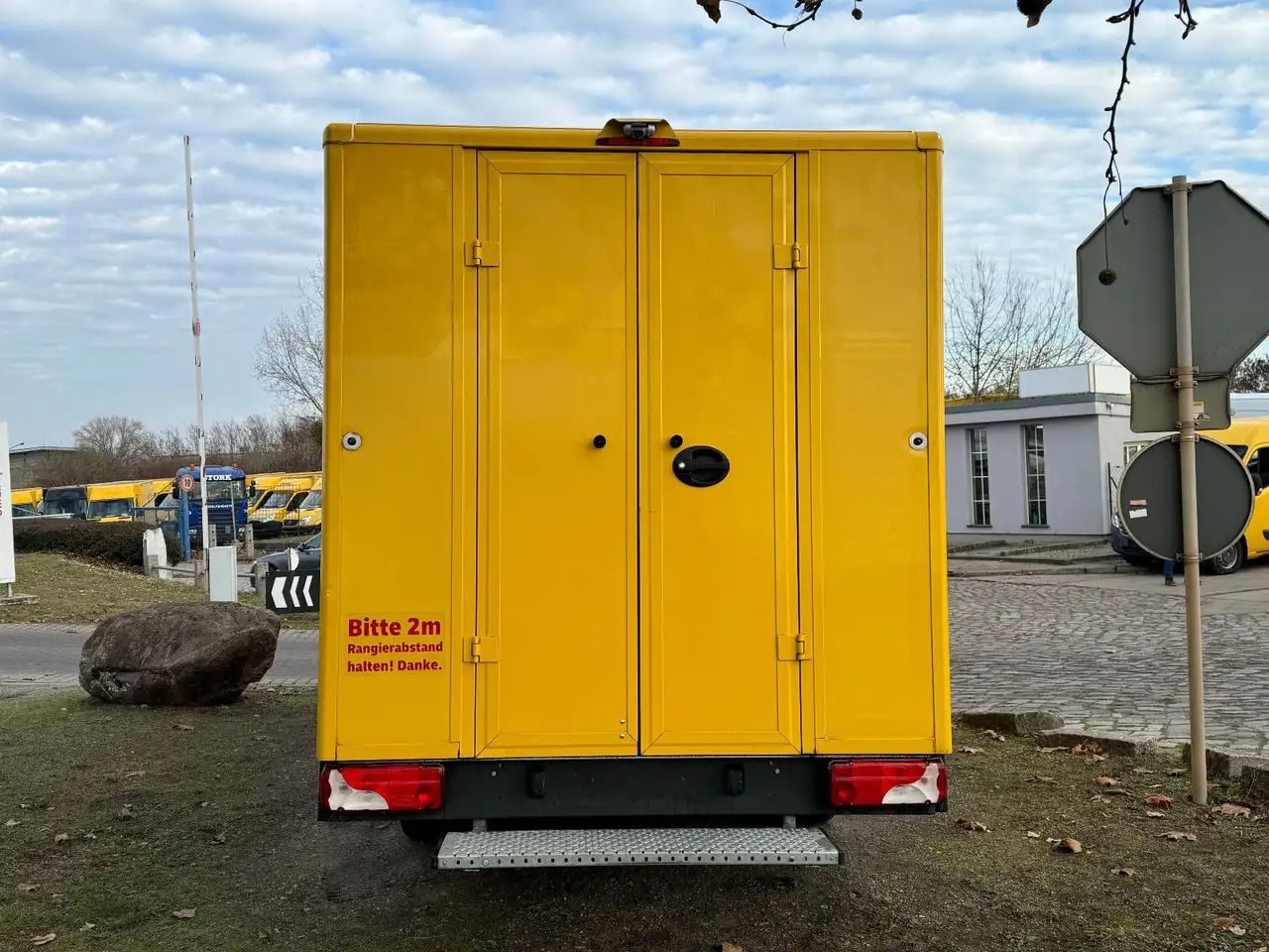 Dostavno vozilo z zabojnikom Mercedes-Benz Sprinter/Koffer/Regalsystem/ EU5/ 1. Hand: slika 15 Dostavno vozilo z zabojnikom Mercedes-Benz Sprinter/Koffer/Regalsystem/ EU5/ 1. Hand: slika 15