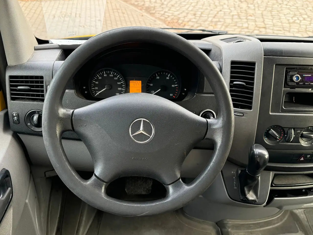 Dostavno vozilo z zabojnikom Mercedes-Benz Sprinter/Koffer/Regalsystem/ EU5/ 1. Hand: slika 10 Dostavno vozilo z zabojnikom Mercedes-Benz Sprinter/Koffer/Regalsystem/ EU5/ 1. Hand: slika 10