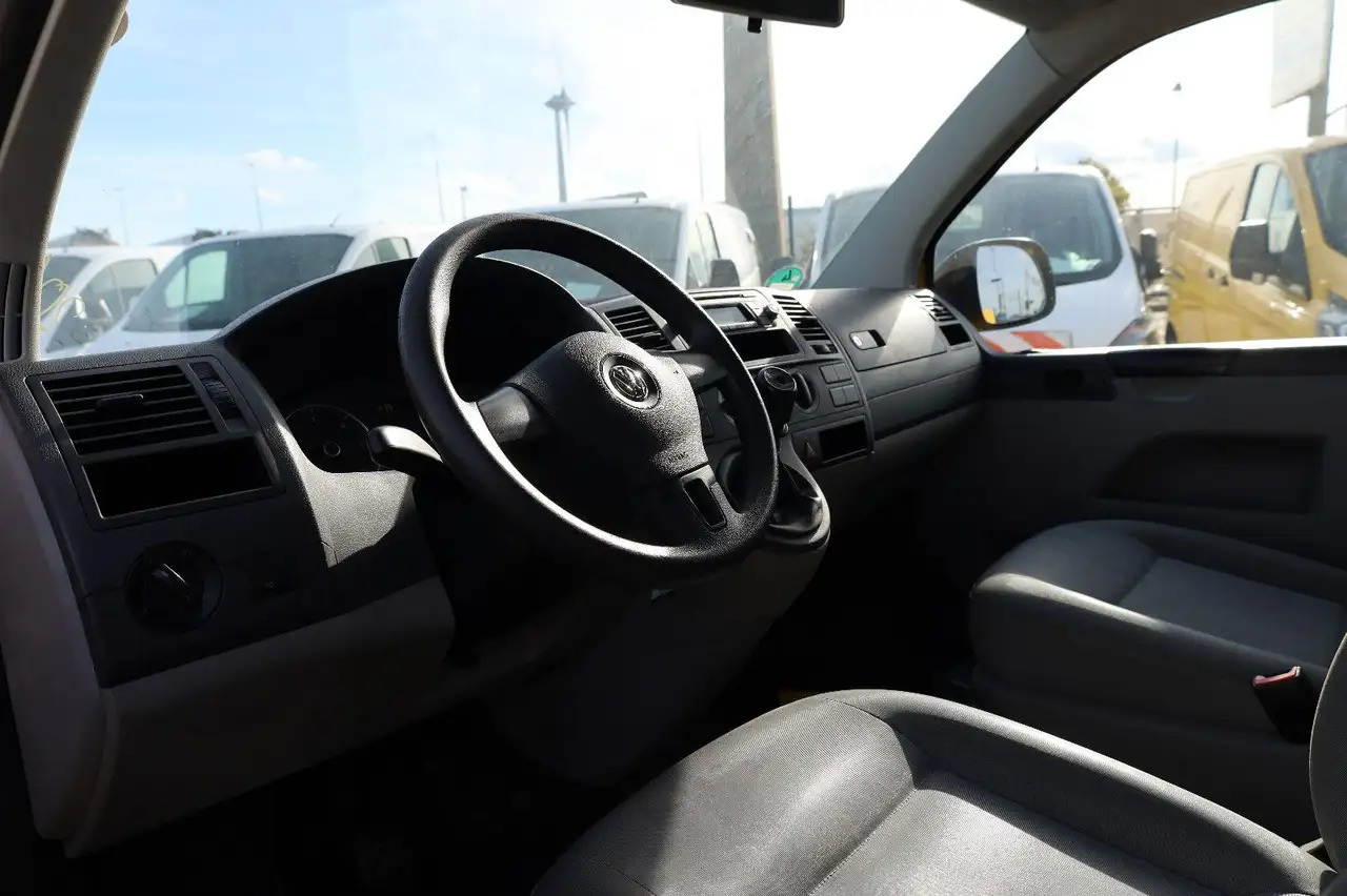 Furgon Volkswagen T5 Transporter/ 2.0 TDI/EU5/Werkstatt: slika 11