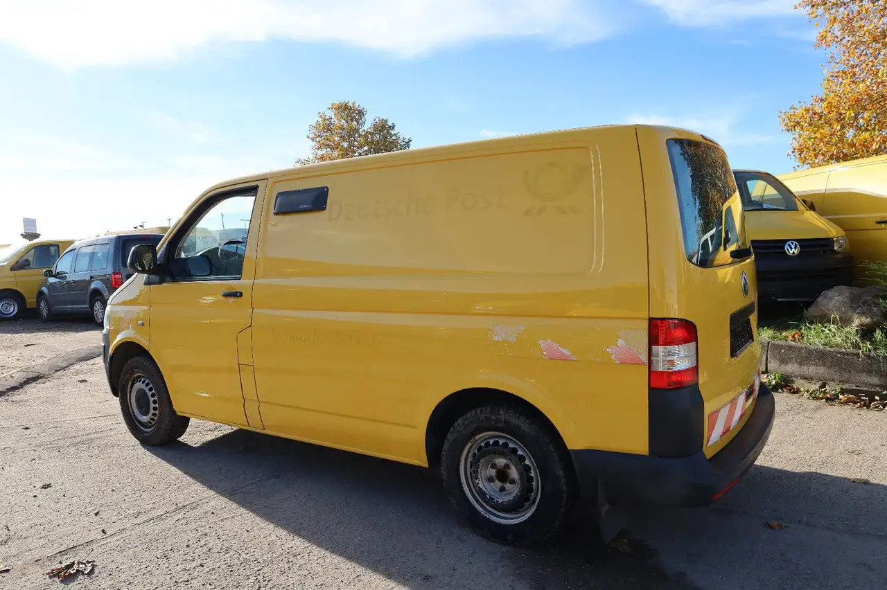 Volkswagen T5 Transporter/ 2.0 TDI/EU5/Werkstatt - Furgon: slika 4 Volkswagen T5 Transporter/ 2.0 TDI/EU5/Werkstatt - Furgon: slika 4