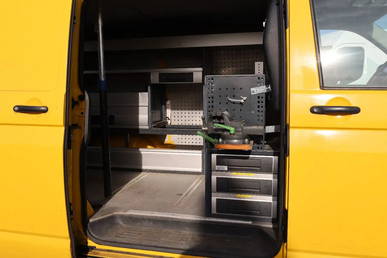 Furgon Volkswagen T5 Transporter/ 2.0 TDI/EU5/Werkstatt: slika 8