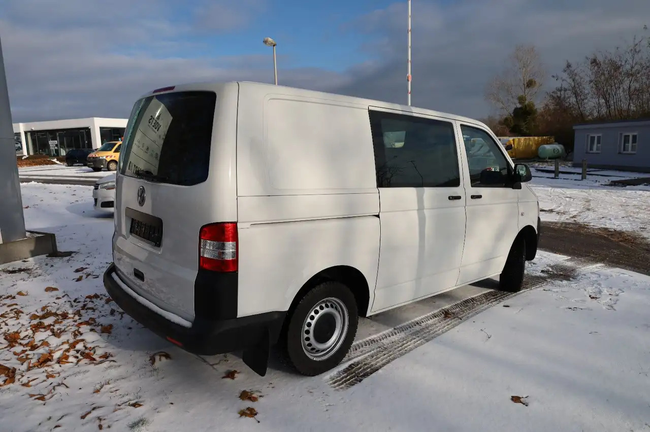 Volkswagen T5 Transporter Kasten-Kombi 2.0 TDI/EU5/1.Hand - Furgon: slika 4 Volkswagen T5 Transporter Kasten-Kombi 2.0 TDI/EU5/1.Hand - Furgon: slika 4