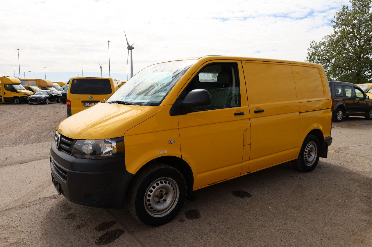 Volkswagen T5 Transporter Kasten-Kombi 2.0 TDI/EU5/1.Hand - Mali kombi: slika 2 Volkswagen T5 Transporter Kasten-Kombi 2.0 TDI/EU5/1.Hand - Mali kombi: slika 2