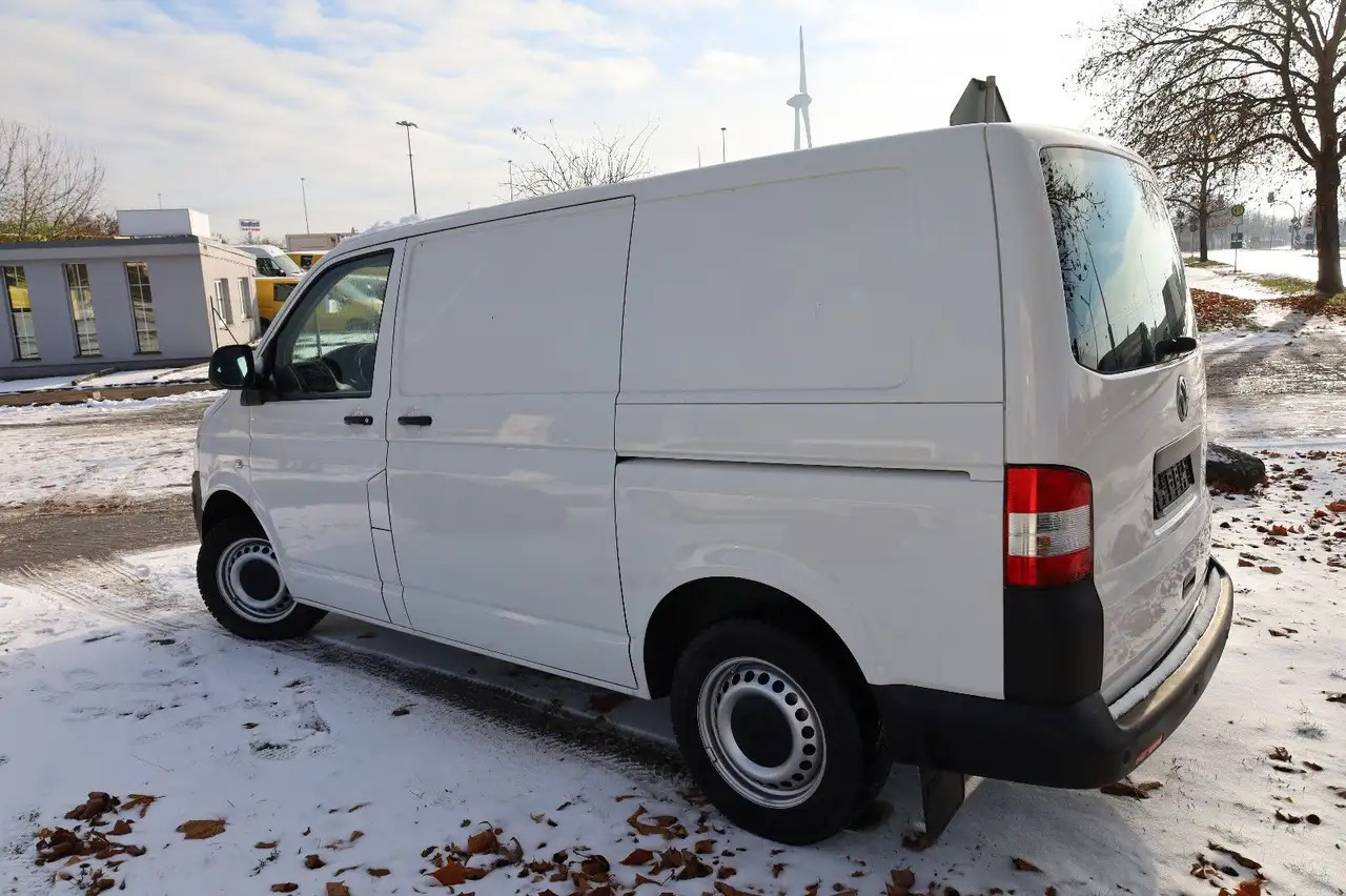 Volkswagen T5 Transporter Kasten-Kombi 2.0 TDI/EU5/1.Hand - Furgon: slika 3 Volkswagen T5 Transporter Kasten-Kombi 2.0 TDI/EU5/1.Hand - Furgon: slika 3