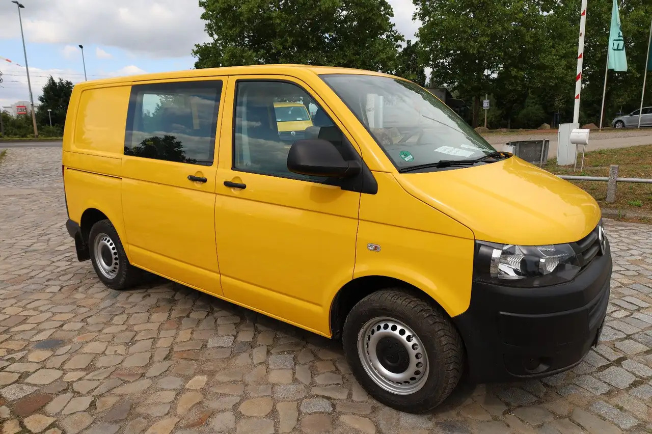 Volkswagen T5 Transporter Kasten-Kombi 2.0 TDI/EU5/5-Sitze - Avtomobil: slika 4 Volkswagen T5 Transporter Kasten-Kombi 2.0 TDI/EU5/5-Sitze - Avtomobil: slika 4