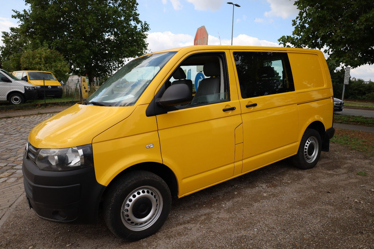 Volkswagen T5 Transporter Kasten-Kombi 2.0 TDI/EU5/5-Sitze - Mali kombi: slika 5 Volkswagen T5 Transporter Kasten-Kombi 2.0 TDI/EU5/5-Sitze - Mali kombi: slika 5