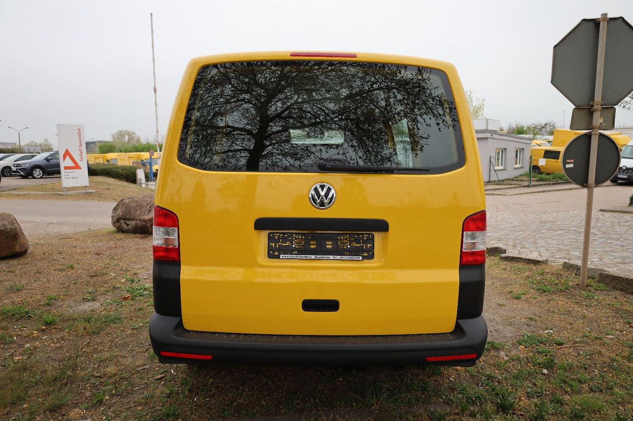 Volkswagen T5 Transporter Kasten-Kombi 2.0 TDI/EU5 - Mali kombi: slika 5 Volkswagen T5 Transporter Kasten-Kombi 2.0 TDI/EU5 - Mali kombi: slika 5