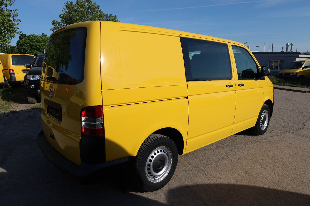 Volkswagen T5 Transporter Kasten-Kombi 2.0 TDI/EU5 - Mali kombi: slika 4 Volkswagen T5 Transporter Kasten-Kombi 2.0 TDI/EU5 - Mali kombi: slika 4