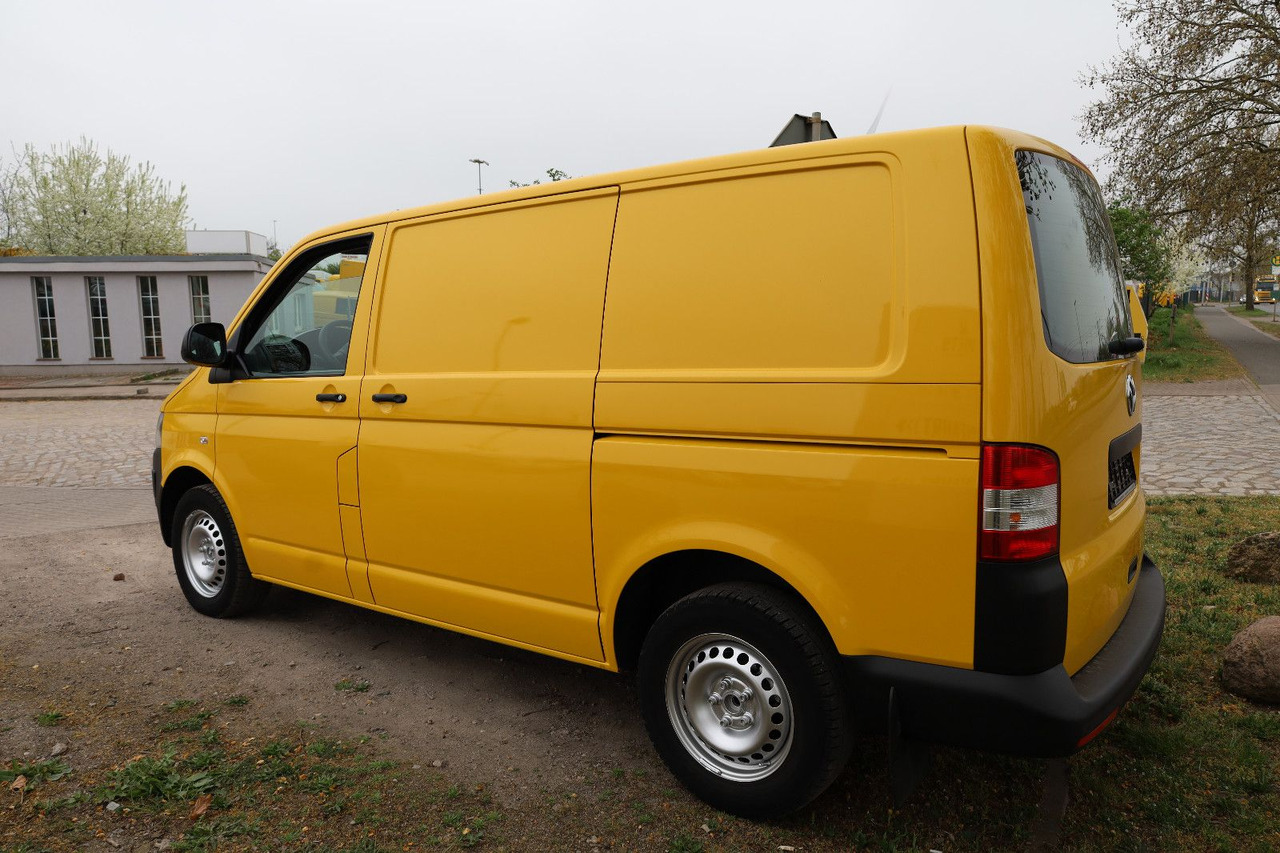 Volkswagen T5 Transporter Kasten-Kombi 2.0 TDI/EU5 - Mali kombi: slika 3 Volkswagen T5 Transporter Kasten-Kombi 2.0 TDI/EU5 - Mali kombi: slika 3