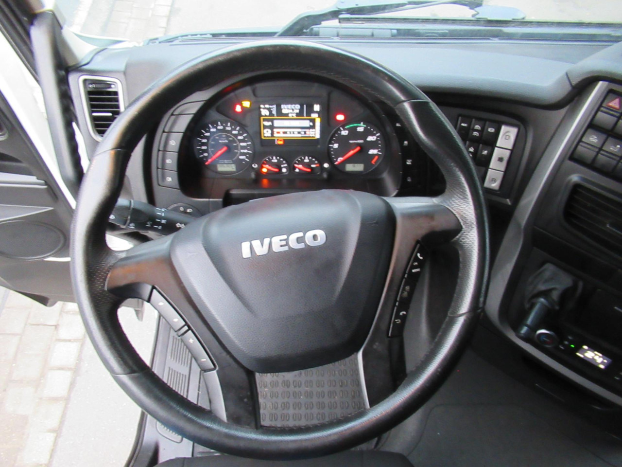 Kontejnerski tovornjak/ Tovornjak z zamenljivim tovoriščem IVECO Stralis AS260S46Y/FSCMLNG Intarder Klima AHK ZV: slika 23