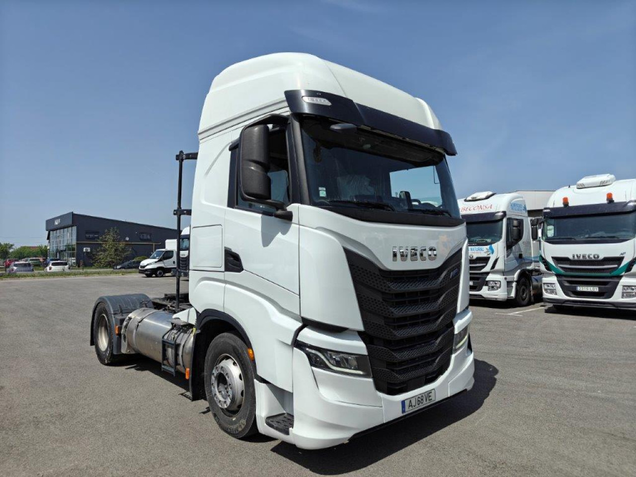 IVECO Stralis AS440S46T/P2LNG Euro6 Intarder Klima - Vlačilec: slika 1 IVECO Stralis AS440S46T/P2LNG Euro6 Intarder Klima - Vlačilec: slika 1