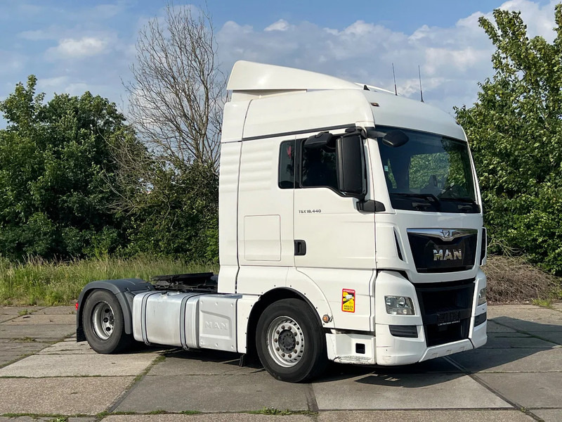 MAN TGX 18.440 Retarder***2xdieseltanks***TGX 18.440 2017*** - Vlačilec: slika 1 MAN TGX 18.440 Retarder***2xdieseltanks***TGX 18.440 2017*** - Vlačilec: slika 1