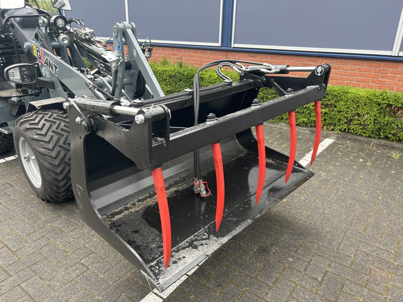 Giant Tobroco Pelikaanbak 140 cm Giant aanspan - Žlica za Gradbeni stroj: slika 2 Giant Tobroco Pelikaanbak 140 cm Giant aanspan - Žlica za Gradbeni stroj: slika 2