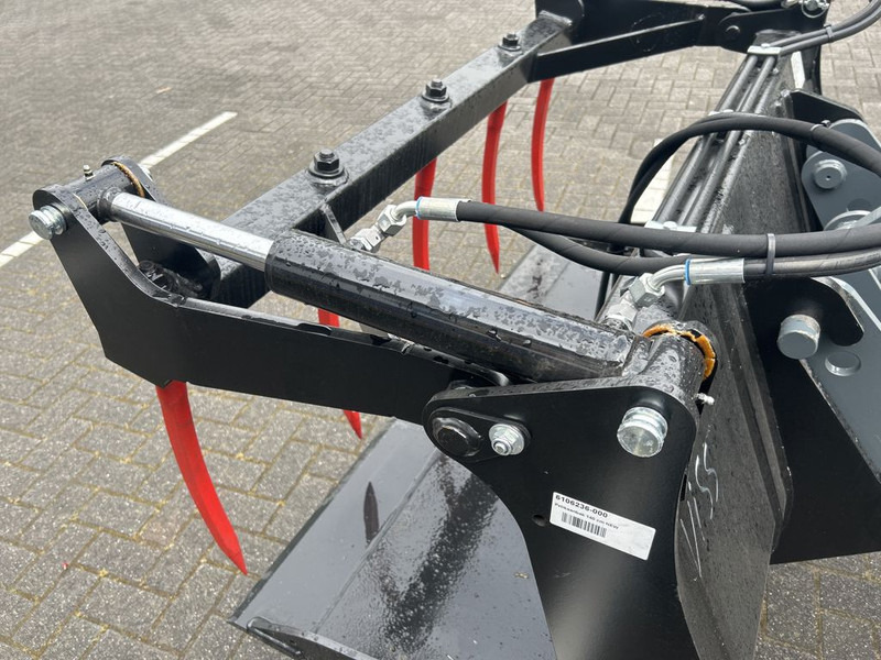 Giant Tobroco Pelikaanbak 140 cm Giant aanspan - Žlica za Gradbeni stroj: slika 3 Giant Tobroco Pelikaanbak 140 cm Giant aanspan - Žlica za Gradbeni stroj: slika 3