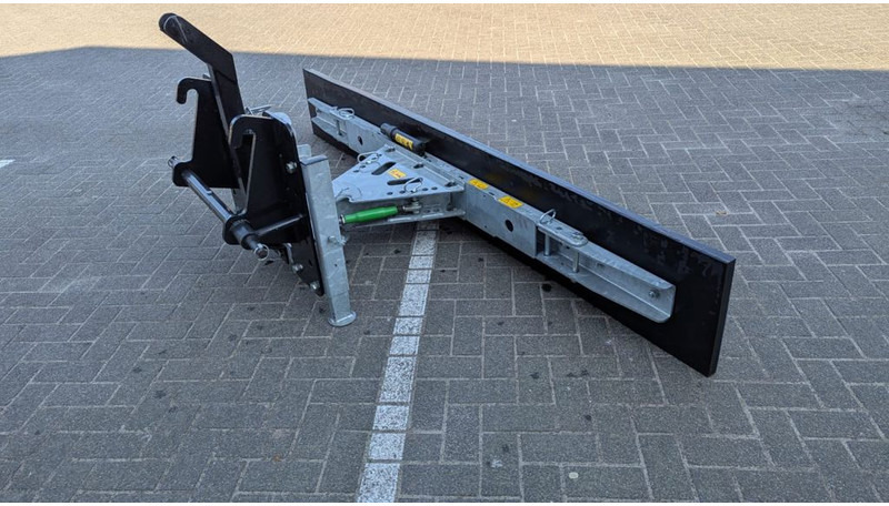 Zocon Rubberschuif 1.80mtr Giant + 3-punts - Oprema za živino: slika 2 Zocon Rubberschuif 1.80mtr Giant + 3-punts - Oprema za živino: slika 2