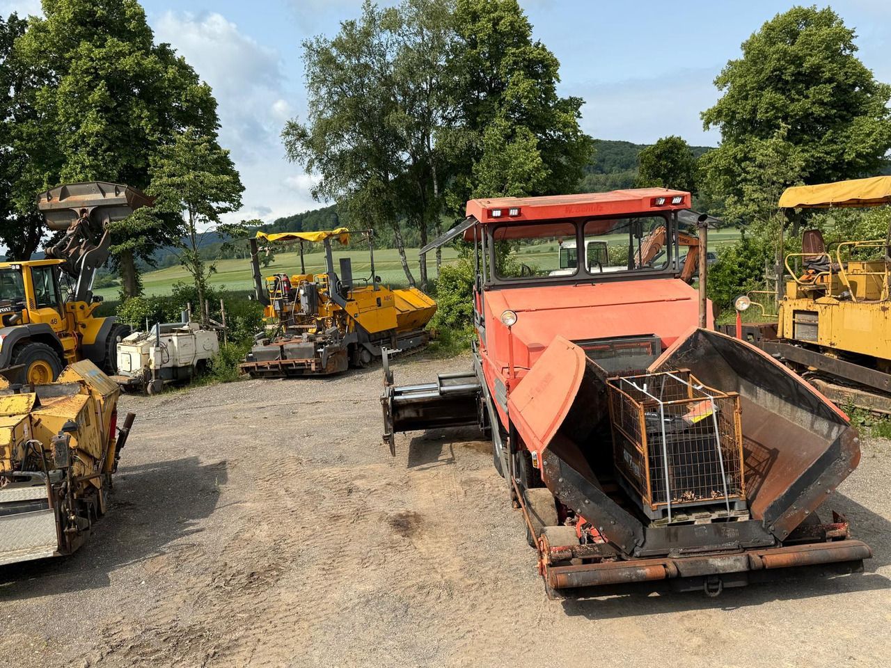 Demag-Dynapac DF135P powerfull 4-axle-paver - Asfaltni finišer: slika 4 Demag-Dynapac DF135P powerfull 4-axle-paver - Asfaltni finišer: slika 4
