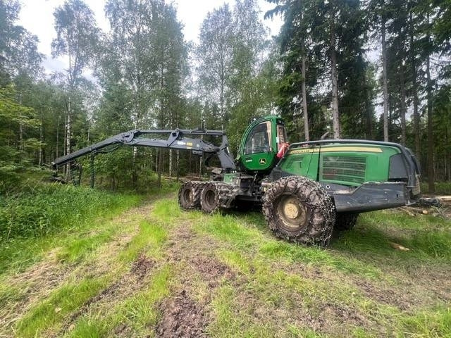 John Deere 1170 G - Gozdarski kombajn: slika 3 John Deere 1170 G - Gozdarski kombajn: slika 3