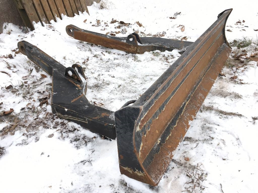 Komatsu Dozer blade - Rezilo za Gozdarska oprema: slika 1 Komatsu Dozer blade - Rezilo za Gozdarska oprema: slika 1